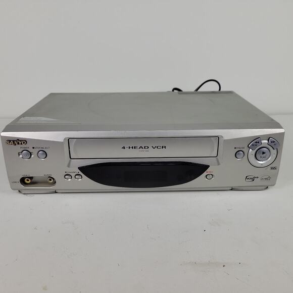 Sanyo VWM-400 4-Head VCR Recorder VHS Player (No Remote) Tested & Working - Picture 1 of 7